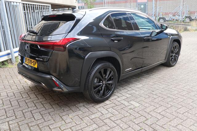 Lexus Ux 250h F Sport Line