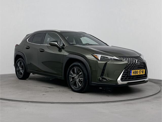 Lexus Ux 300h Urban Line | Comfort Pack | Stoel- en stuurverwarming |