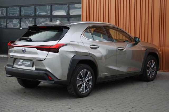 Lexus Ux 300e Business 54kWh NL AUTO El.stoelen ACC Camera Carplay Auto-clima