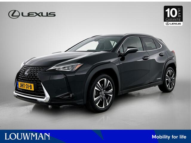 Lexus Ux 250h Business Line | Apple Carplay/ Android Auto | Stuur- en Stoelverwarming | Parkeersensoren voor+achter |