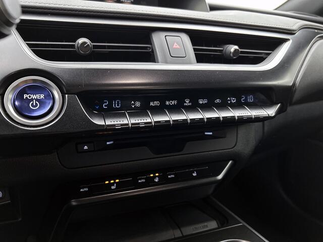 Lexus Ux 250h Business Line | Stoel en stuurverwarming | Achteruitrijcamera |