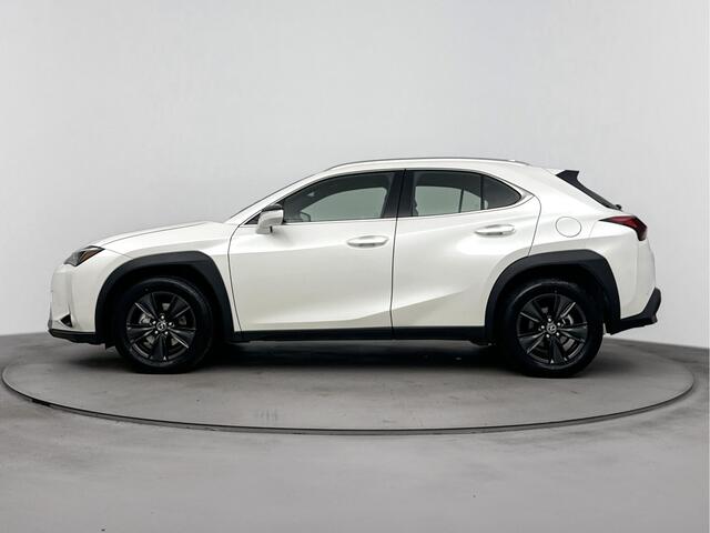 Lexus Ux 300h Urban Line | Parkeersensoren | Adaptive Cruise | Carplay |