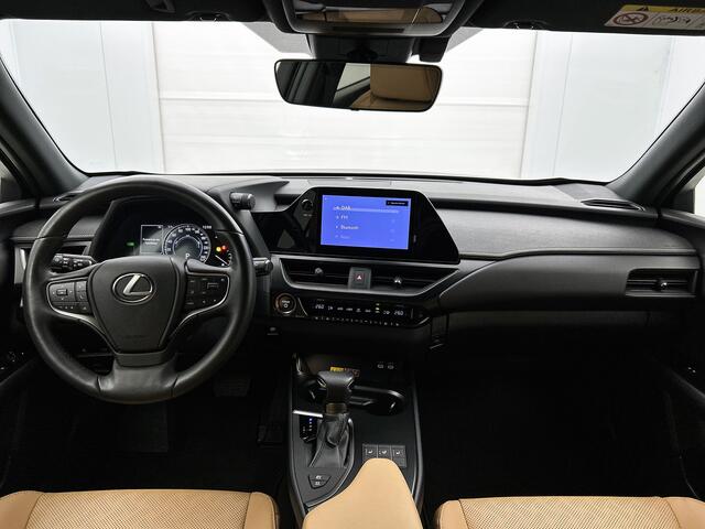 Lexus Ux 250h Business Line | Lederen bekleding | Stoelverwarming | Stuur verwarming |