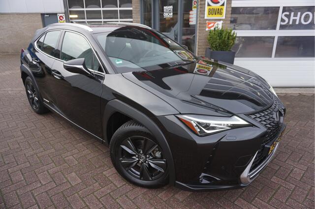 Lexus Ux 250H Business Line Pro Automaat