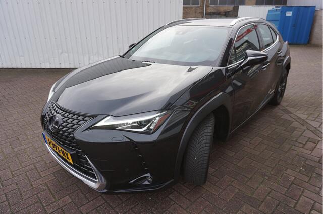 Lexus Ux 250H Business Line Pro Automaat