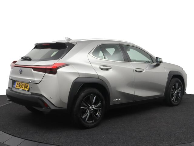 Lexus Ux 250h Luxury Line | Lederen bekleding | Stoelverwarming | Keyless Entry