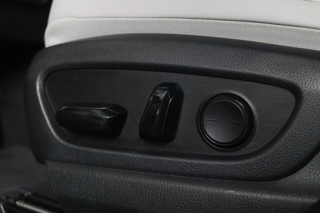 Lexus Ux 250h Executive Line | Dealeronderhouden | Parkeersensoren | Head-up display |