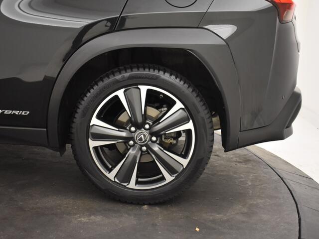 Lexus Ux 250h Premium Edition | Leder | PDC V+A | Stoelverwarming