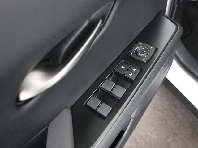 Lexus Ux 250h Business Line | Parkeercamera | Navigatie | Apple Carplay & Android Auto |