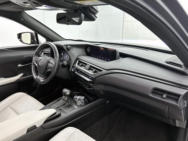 Lexus Ux 250h AWD Executive Line | Premium uitgevoerd |