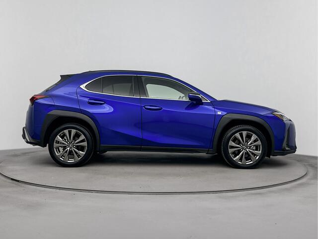Lexus Ux 250h F Sport Line | Carplay | Parkeersensoren | Adaptive Cruise |