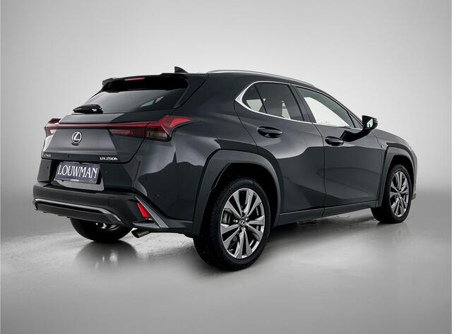 Lexus Ux 250h F Sport Design
