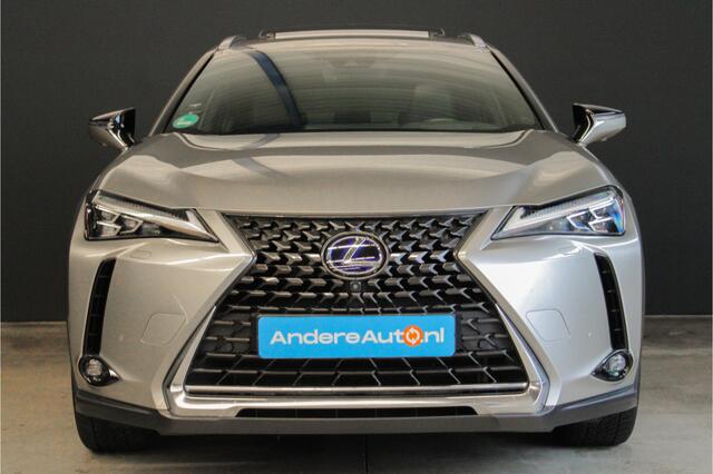 Lexus Ux 250h Executive Line |President Pack|trekhaak|pano|leder|dealer onderhouden|