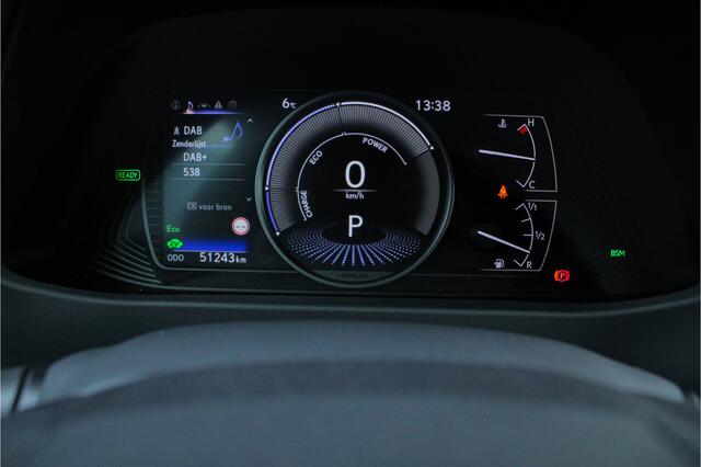 Lexus Ux 250h Preference Line |stoel/stuurverwarming|parkeersensoren|18"|Apple/Android|ACC|