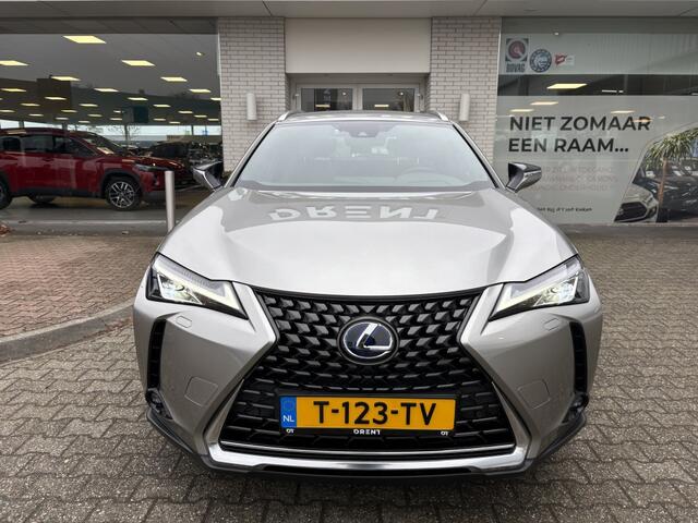 Lexus Ux 250h Luxury Line | Leder | Sensoren v/a | 17'' LM Velgen | Andro