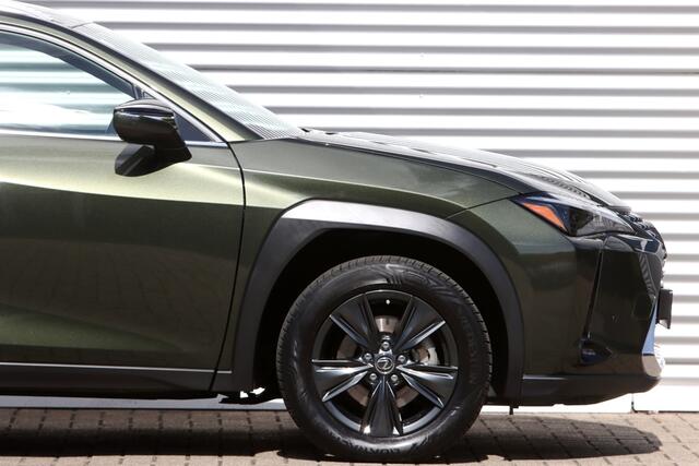 Lexus Ux 250h Luxury Line Face Lift / Leer / Navi