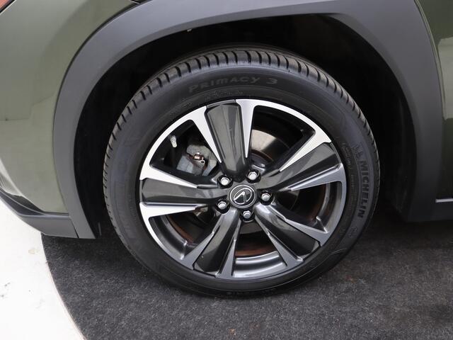 Lexus Ux 250h Luxury Line | Elektrisch schuif/kanteldak | Navigatie | Lederen bekleding |