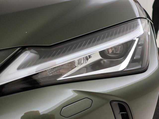 Lexus Ux 250h Luxury Line | Elektrisch schuif/kanteldak | Navigatie | Lederen bekleding |