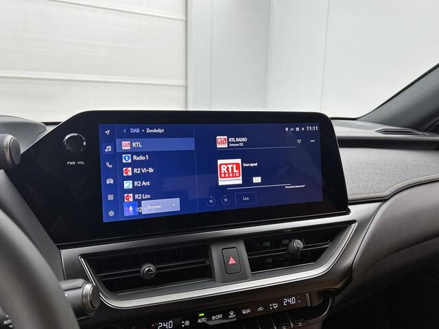 Lexus Ux 300h F SPORT Design | Navigatie | BLS | PDC |