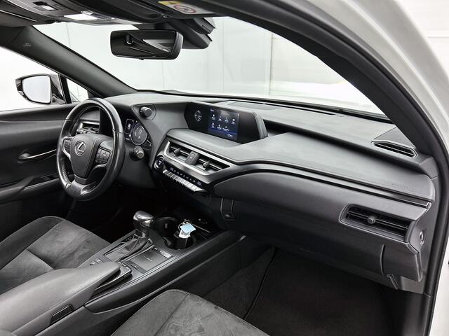 Lexus Ux 250h Business Line | NL dealeronderhouden | PDC rondom |