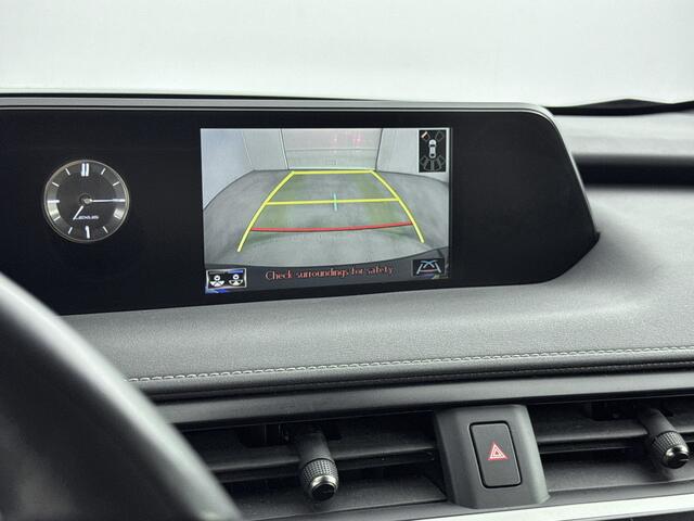 Lexus Ux 250h Business Line | BTW-Auto | Carplay | Blind-Spot |