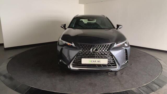 Lexus Ux 300e Luxury Line 73 kWh | 45% korting | Winter-pakket | Tech Pack | Navigatie | Nieuwprijs ¤ 61.095,00 |