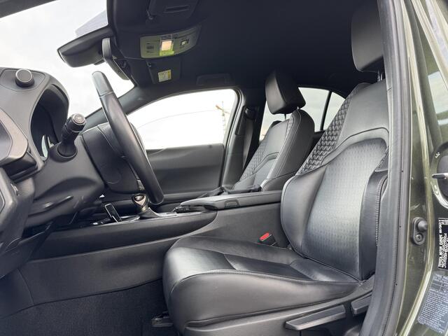 Lexus Ux 250h Black Line Stoelverwarming Carplay Onderhouden