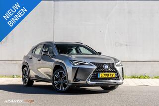 lexus-ux-250h-executive-line
