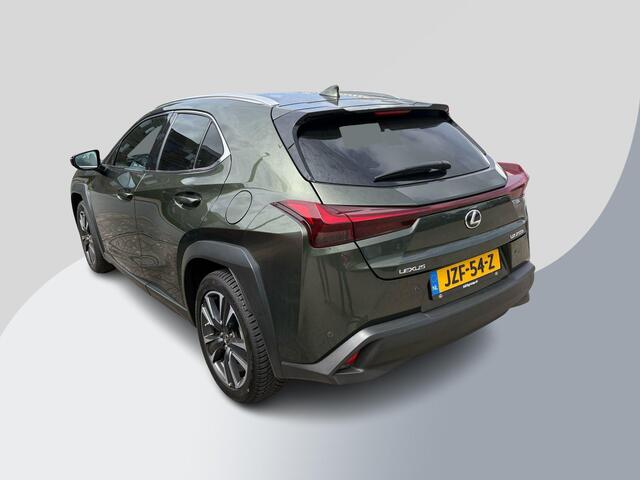 Lexus Ux 250h Preference Line | 184pk | Stoel- & Stuurverwarming | Adaptive Cruise | Achteruitrijcamera | 18 Inch |