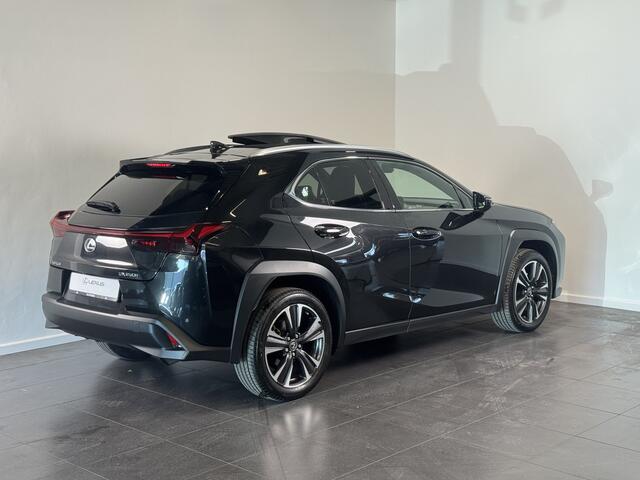 Lexus Ux 250h Luxury Line Limited | Schuif -/ kanteldak | Head-up display |