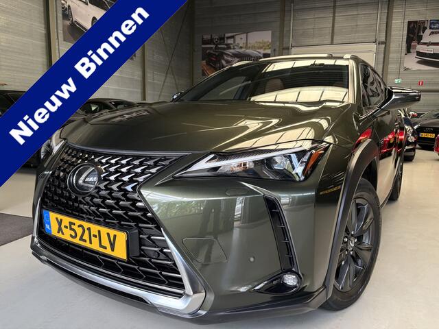 Lexus Ux 250h Executive Line Adaptive cruise, Navi, Pano, Leder