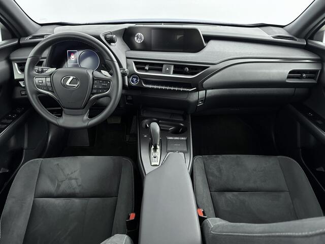Lexus Ux 300e Business 54 kWh | Carplay | Achteruitrijcamera | Adaptive Cruise Control |