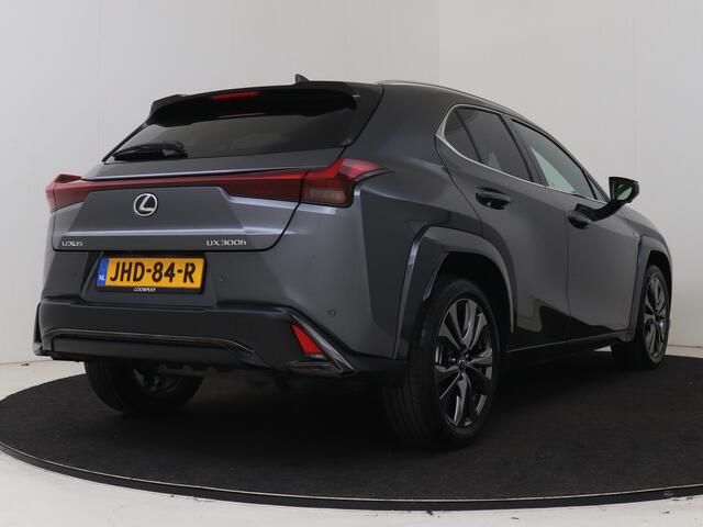 Lexus Ux 300h F SPORT Line | Mark Levinson | 360 Camera | Memory Seat |