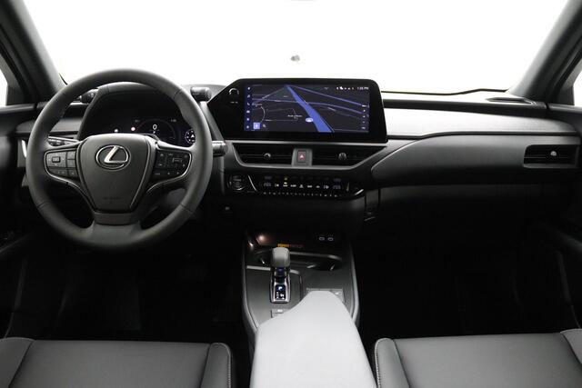Lexus Ux 300h 35th Edition | Premium Navigatie | Elektrisch bedienbare achterklep | Lederen bekleding | Stoel & Stuurwielverwarming