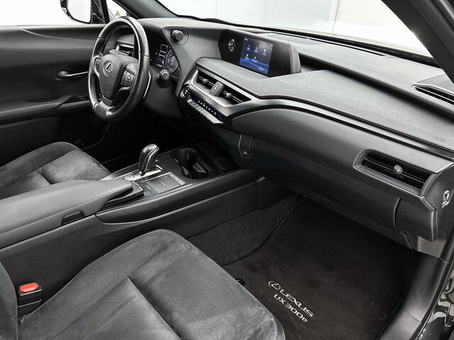 Lexus Ux 300e Business 54 kWh | Origineel NL | Full Option |