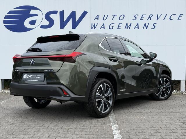 Lexus Ux 250h Preference Line | ACC | CarPlay | Dodehoek | Keyless | 18 inch