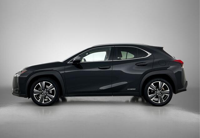 Lexus Ux 250h Executive Line + President Pack | Mark Levinson Premium audio |