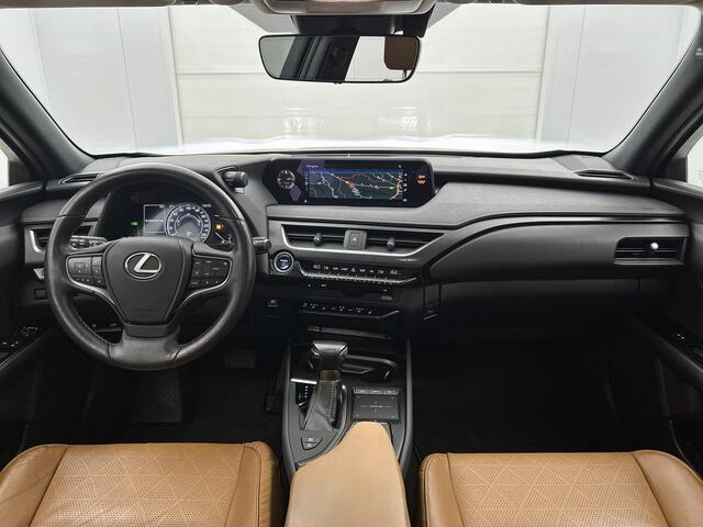 Lexus Ux 250h Executive Line + President Pack | Mark Levinson Premium audio |