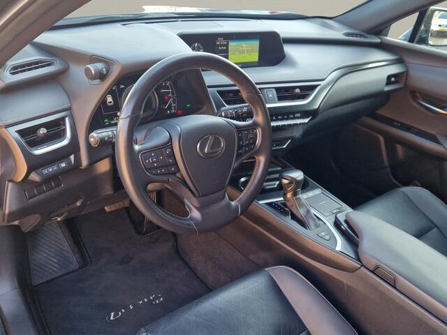Lexus Ux 250h Luxury Line Trekhaak - NL Auto - Leer