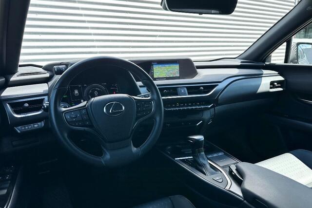 Lexus Ux 250h Black Line Leer