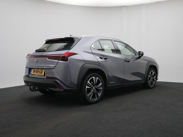 Lexus Ux 250h Luxury Line | Stuur-Stoelverwarming | Navigatie |