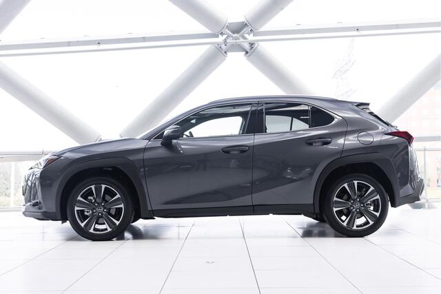 Lexus Ux 250h Business Line | NL-Auto | BTW-Auto | Parkeersensoren |