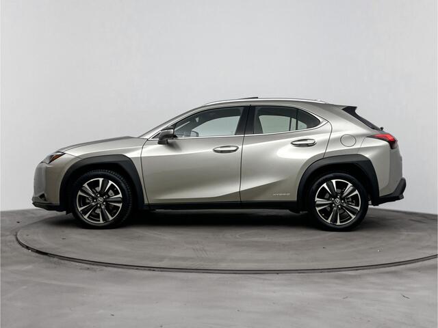 Lexus Ux 250h Executive Line Limited President | Mark-Levinson | Schuif- Kanteldak | Head-up Display |