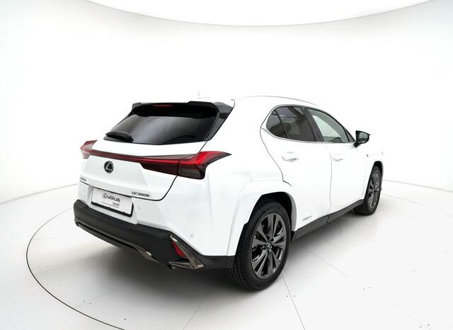 Lexus Ux 250h AWD F Sport Premium | Mark Levinson | 360' Camera | Carplay |