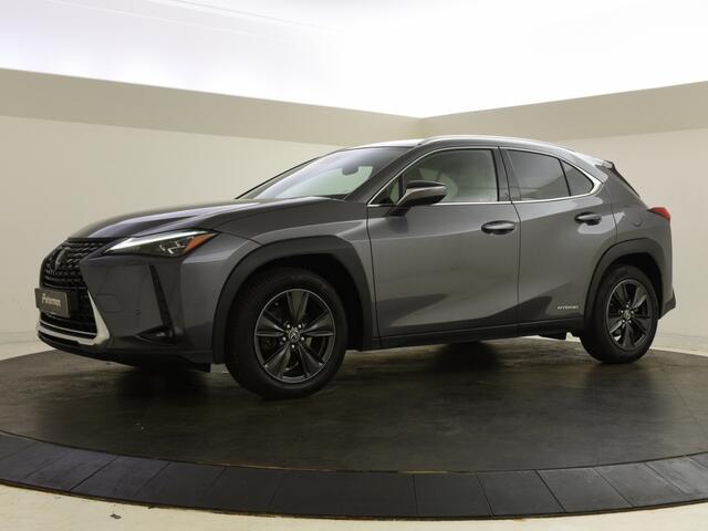 Lexus Ux 250h First Edition | Elektr. a. klep | Trekhaak | PDC