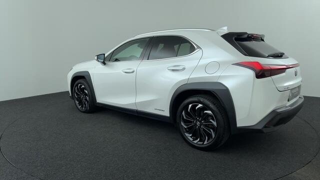 Lexus Ux 250h AWD (All Wheel Drive) Luxury Line