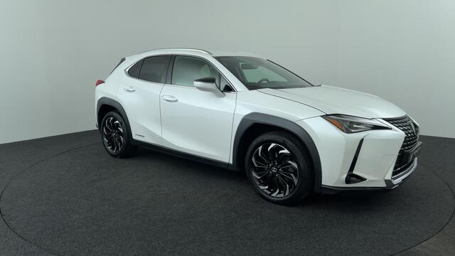 Lexus Ux 250h AWD (All Wheel Drive) Luxury Line