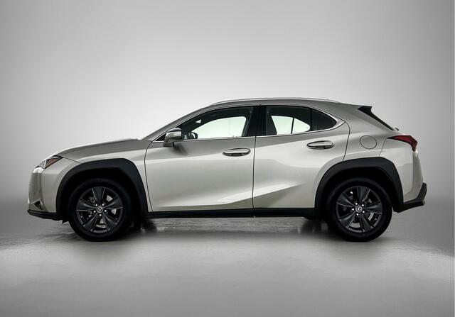 Lexus Ux 250h Luxury Line | Trekhaak | PDC | BLS | Apple CarPlay / Android Auto (Navigatie) |