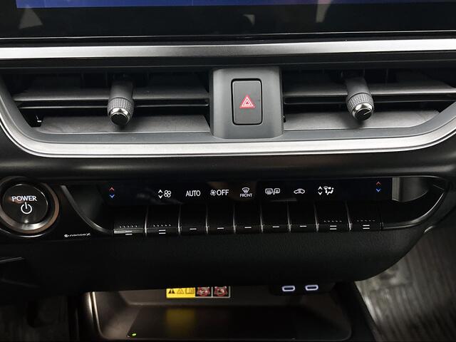 Lexus Ux 250h Luxury Line | Trekhaak | PDC | BLS | Apple CarPlay / Android Auto (Navigatie) |