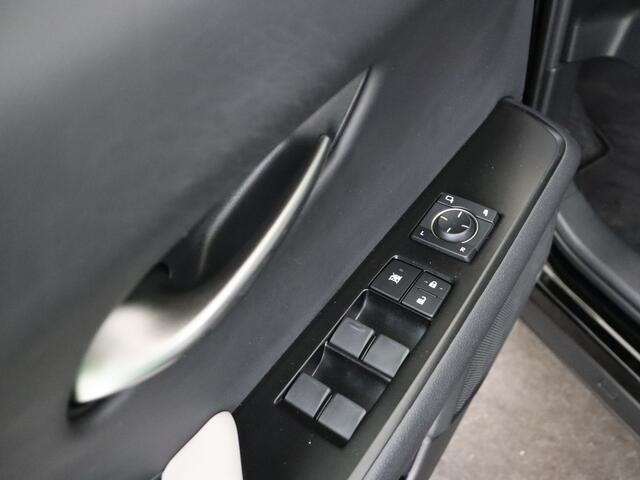 Lexus Ux 250h Preference Line | NL dealeronderhouden |
